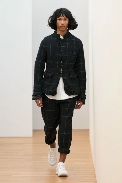 Look 28